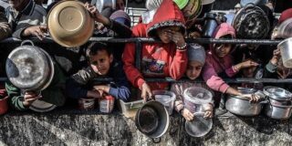 Χρήστος  Τσιάμης: Η ιστορία του  ‘Εμμεττ Τιλλ και τα παιδιά της Γάζας